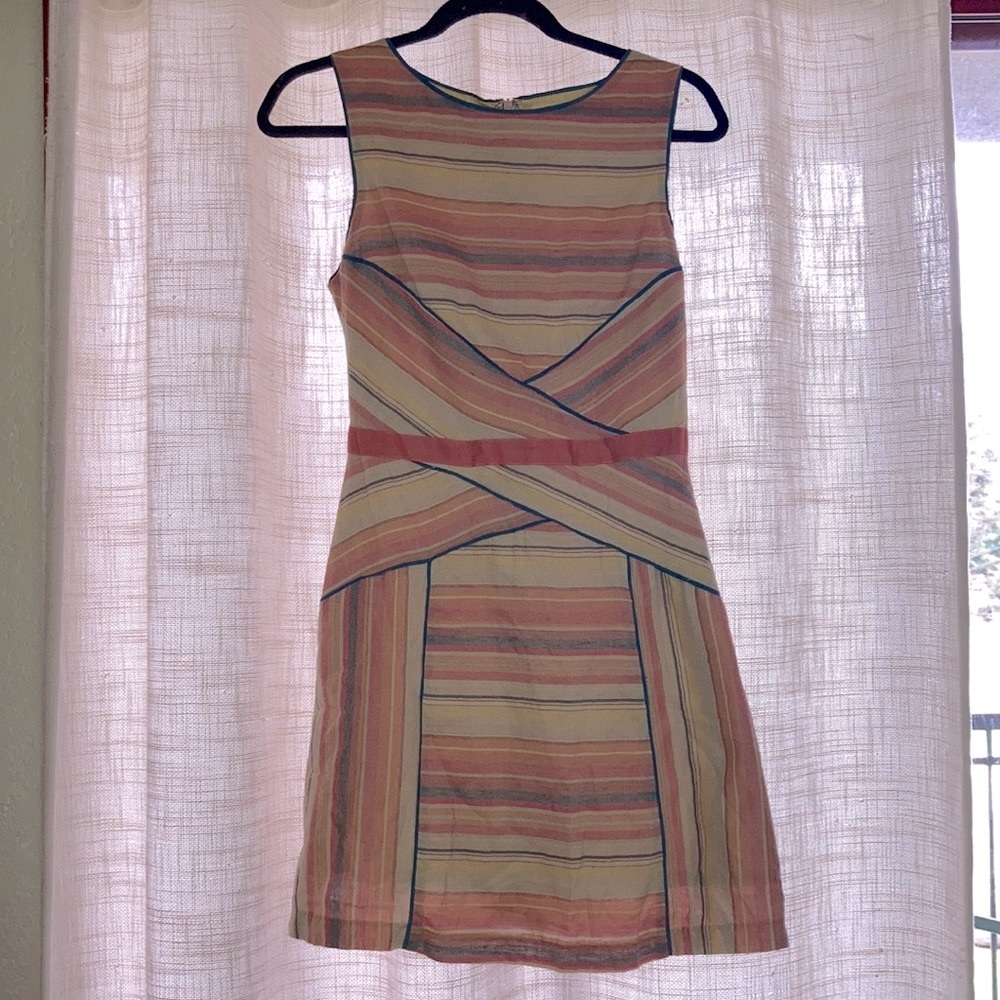 Lovely Esley dress